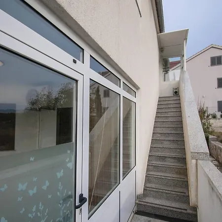 Apartmán Meri With Sea View