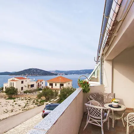 Apartmán Meri With Sea View